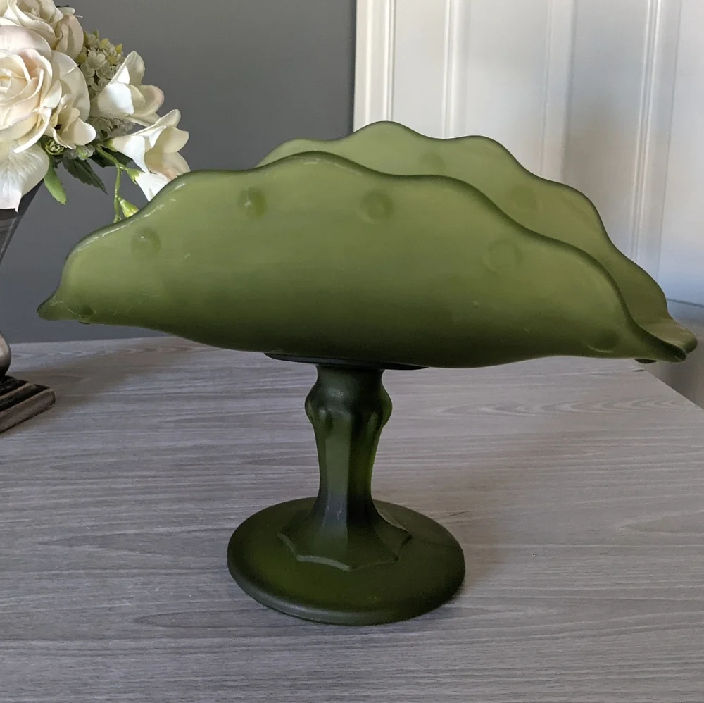 Vintage Indiana Green Frosted Glass Banana Stand